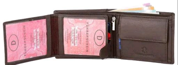 Trendy WildHorn Green RFID Protected 100% Genuine Leather Wallet for Men? - Mai Tai