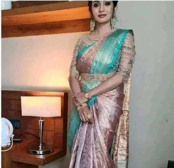 Fancy banarshi tissue high level damand silk saree