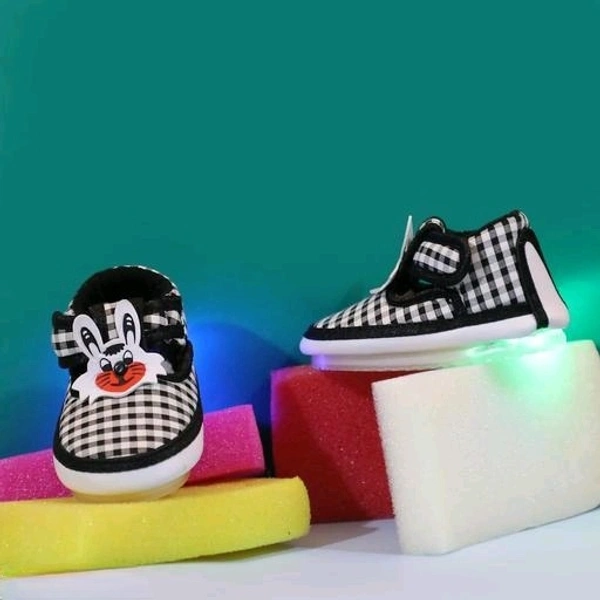 CHiU Kids LED Light Shoes with Musical Chu-Chu Sound - Ideal for Baby Boys and Girls - 18-21 Months