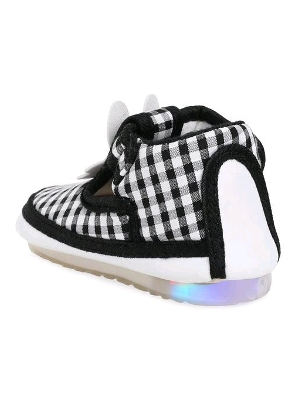 CHiU Kids LED Light Shoes with Musical Chu-Chu Sound - Ideal for Baby Boys and Girls - 18-21 Months