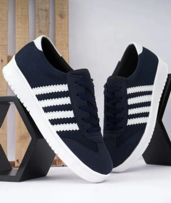 Men Lace-Up Sneakers With Faux Leather Upper