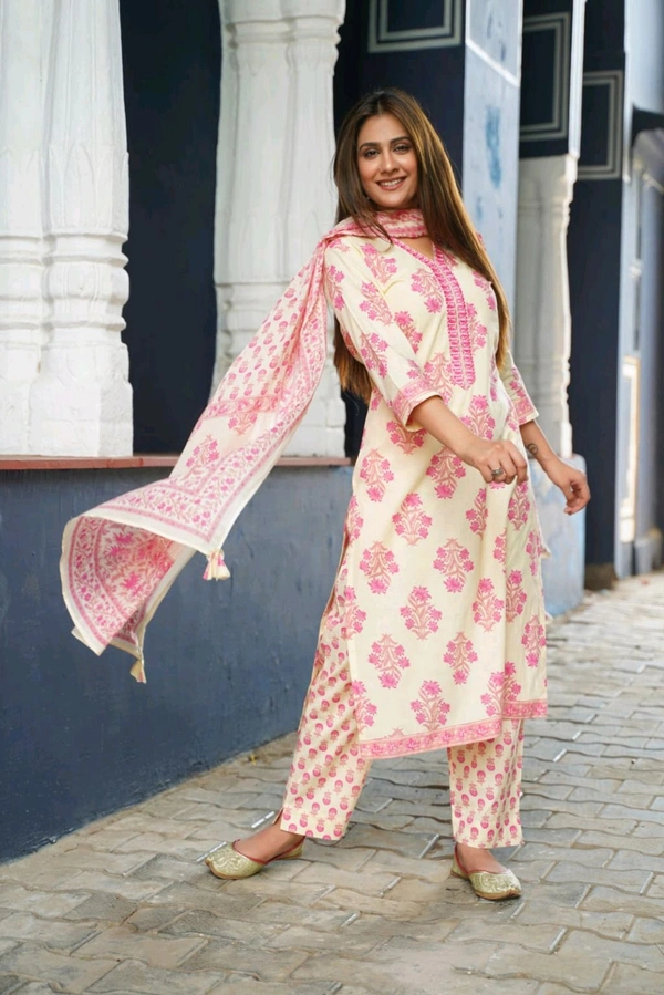 Off White With Pink Flower Print  - White, L