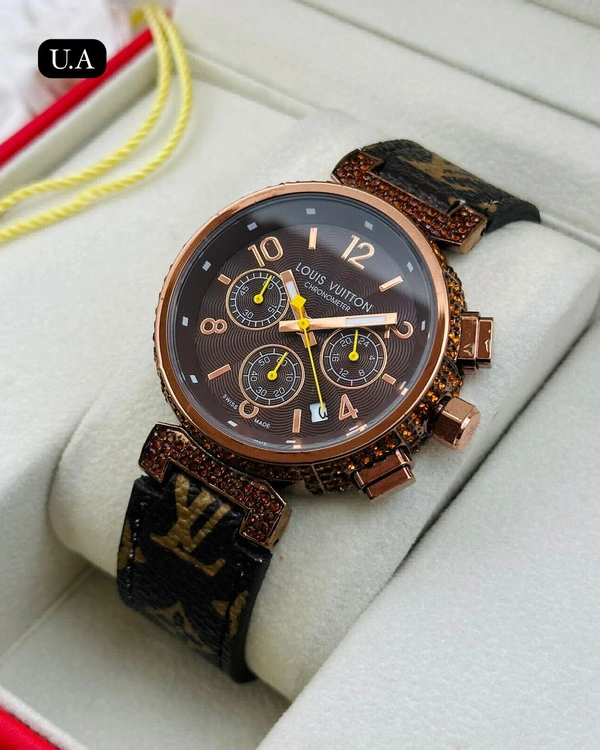 Louis Vuitton LOUIS VUITTON Premium Watch - Nutmeg Wood Finish