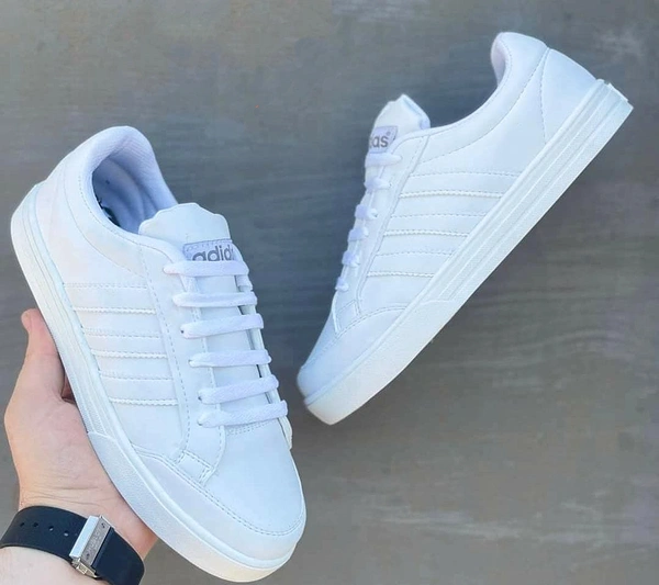 Adidas Step Out in Style with Our Classic White Sneakers - White, 10