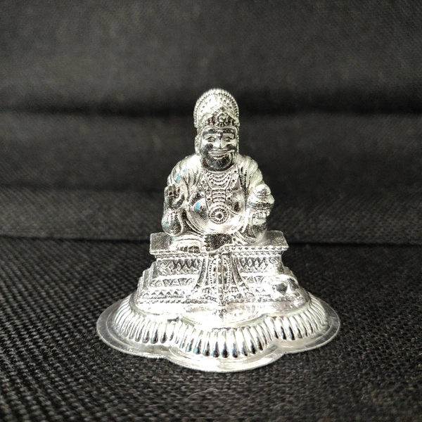 Lord Kuber Solid Idol