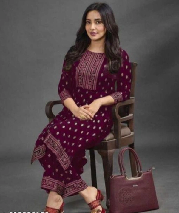 Chitrarekha Women's Kurta Set - Maroon, M