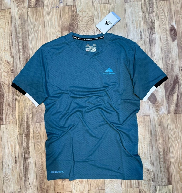 Wild Shark Jacquard Fabric WILDSHARK Tshirts - M L XL XXL