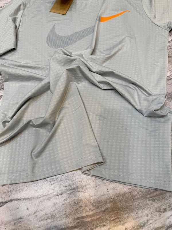 *LYCRA JACQUARD FABRIC T-SHIRT* Hi Quality NK