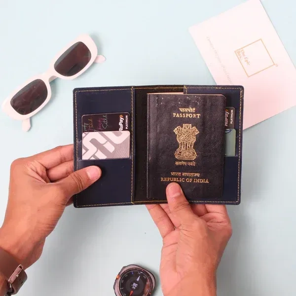 Classic Texture Passport Cover