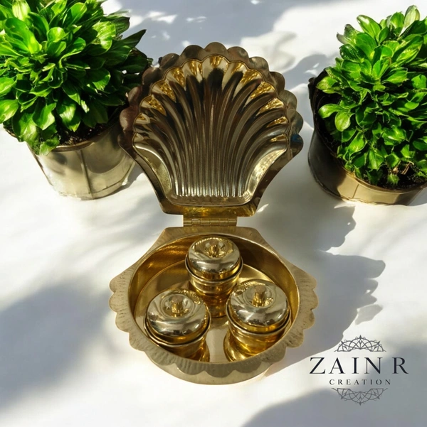 Sold By ZAIN R CREATION Shell Shaped Sindoor or Kumkum Pot with 3 Pots - W.4.72'' L.4.72'' H.1'', Polished, Brass