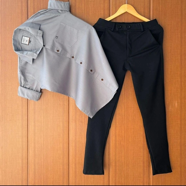 Calvin Klein Cotton Shirt + Lycra Pant Combo - Gray, M 38/30