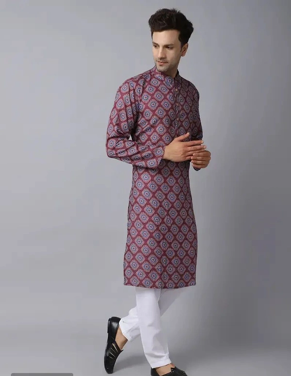 Stylish Cotton Blend Kurta And Pyjama Set For Men