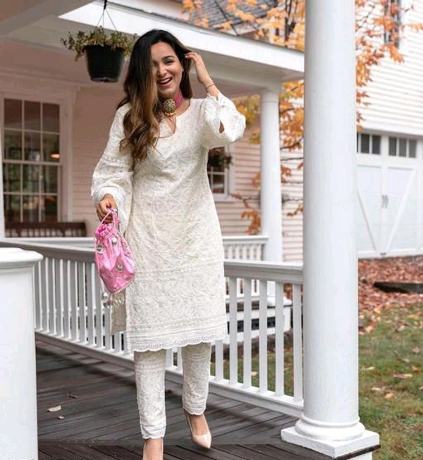 KAASHIBA Charvi Alluring Women Kurta Sets - White, M