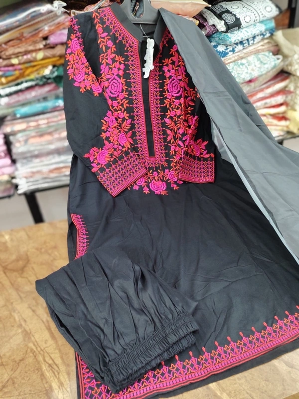 nfs 808 black 
 - Xl