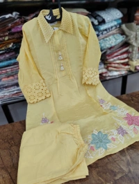 nfs 772 mustard 
 - L