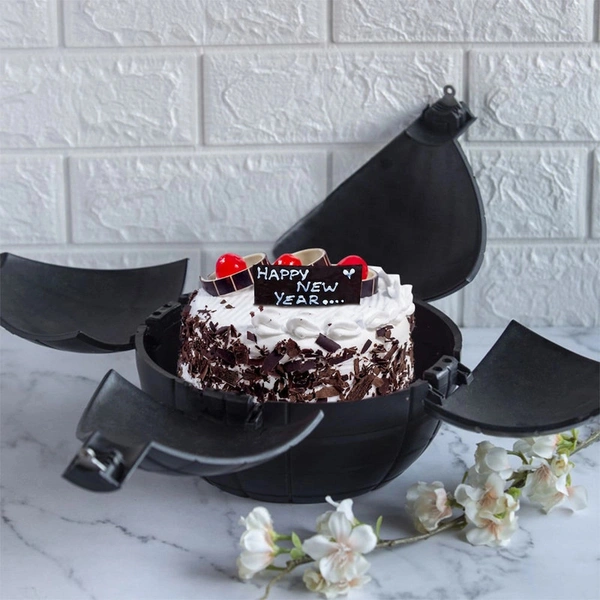 My Gifts Tree Black Forest Bomb Cake - 1 KG