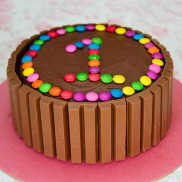 My Gifts Tree Supreme Kitkat Cake - 1 KG