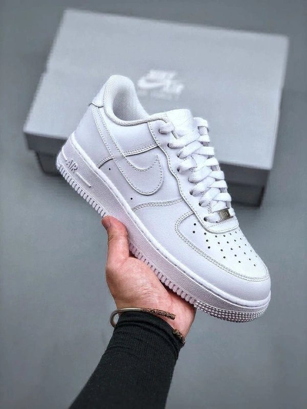 Airforce white - 41-7