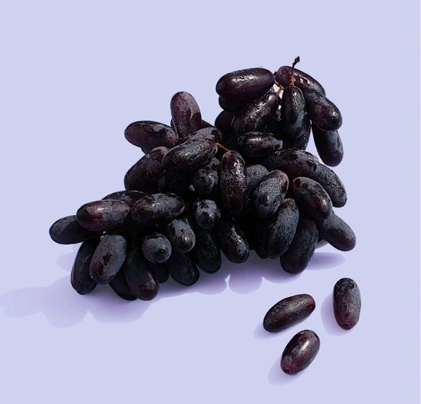 Black Grapes 
