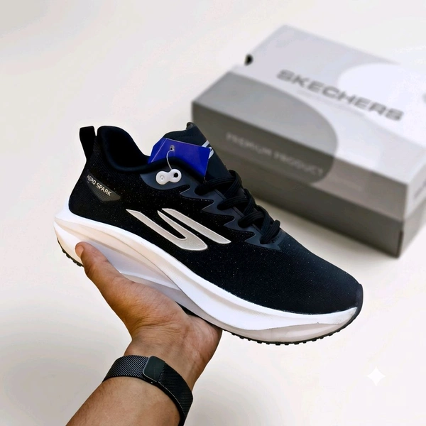Skechers Black white (First Copy)