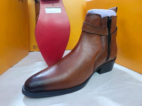 Softy Leather Tan Chained Chelseaboot - 9