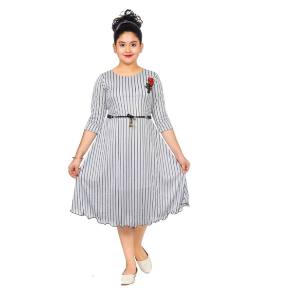 Grey Cotton Blend Self Pattern Frock For Girls - Gray, 3-4 Year
