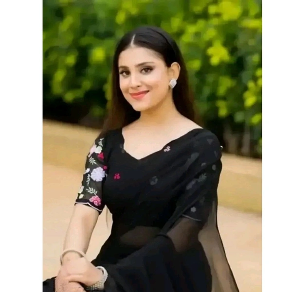 Zari Chiffon Saree with Blouse piece