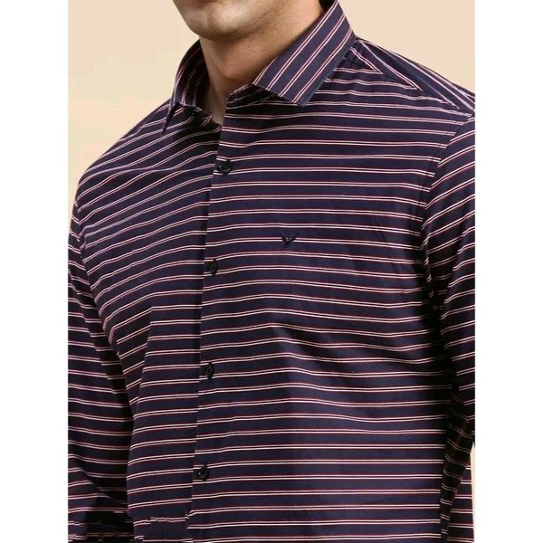 Men's Solid Regular Spread Collar Purple Shirts - XL, Purple