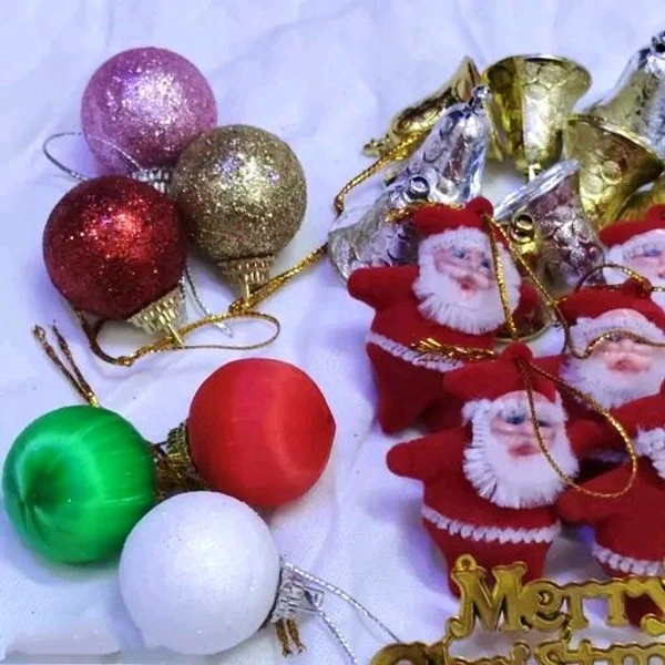 Pack of 35 Pcs Christmas Tree Decorations Ornaments - Red