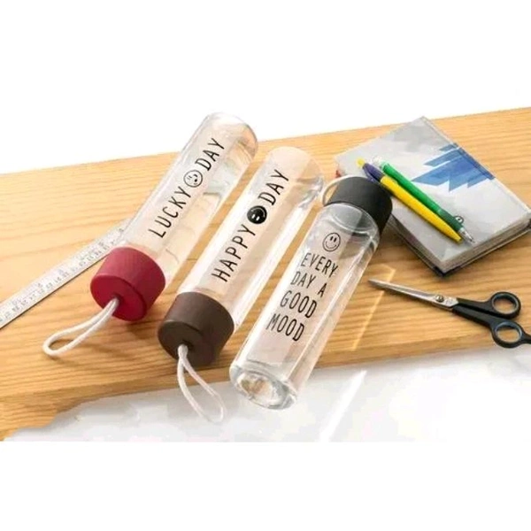 Pack Of 3 Smile Plastic Water Bottle with Lid Portable Frosted Simple Outdoor Adult Sports Milk Tea School Kids Couple Drinkware 700ML