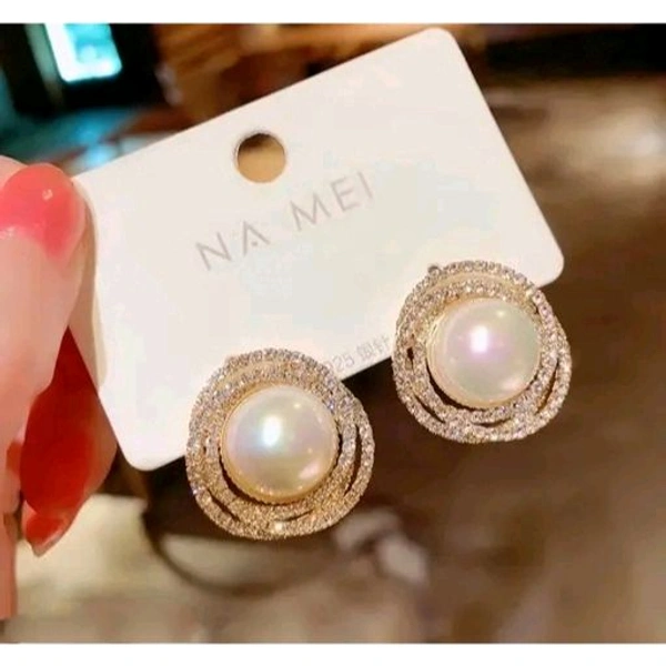 New pearl earrings designs