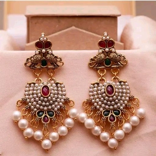 Unique Trendy earrings studs , white earring's ,women's earring's || Fashionable Earrings for Women#fastive earring's #fancy earring's #latest earring's 