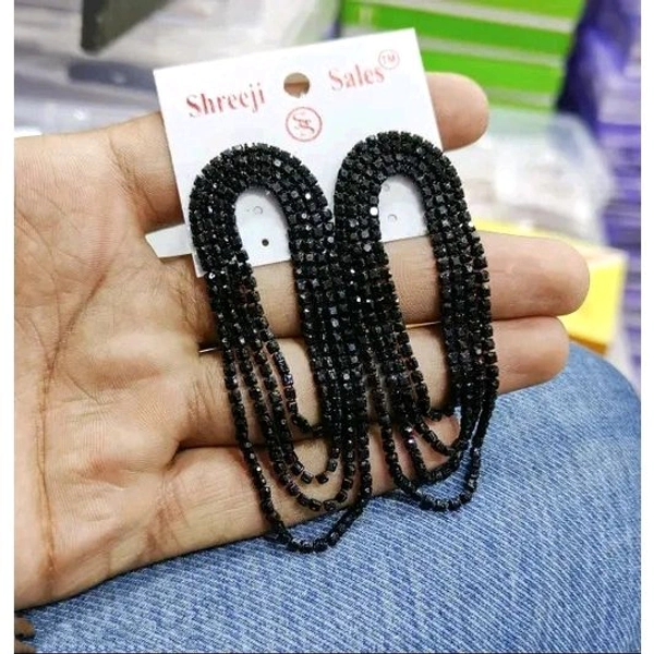 Black colour necklace chokar set