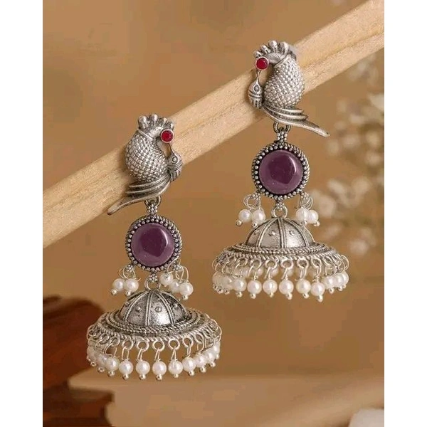Stylo Earrings & Studs