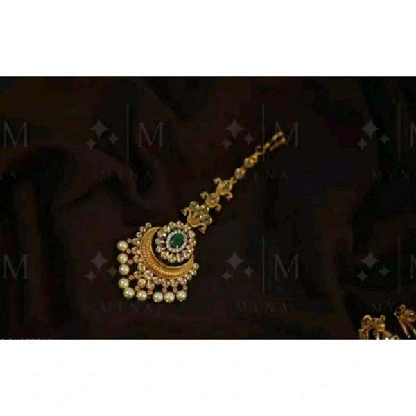 Cz maangtikka with pearls