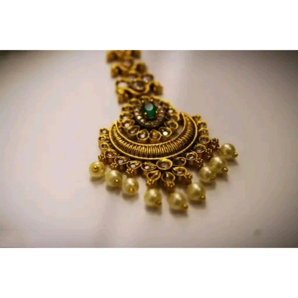 Cz maangtikka with pearls