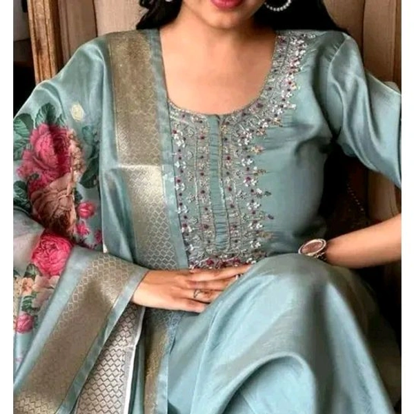 Fancy Reyon Slub Kurta Set With Dupatta - XS