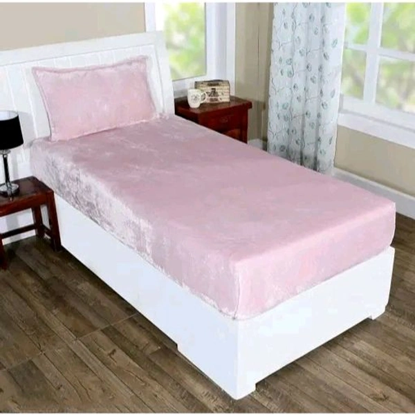 Premium Woolen Fabric Warm Super Soft Single Bedsheet with 1 Pillow Cover. Warm fitted bedsheet specially made for Winter seasons [Size - 36x78x8 Inches] High Quality woolen bedsheets. with a zipper pillow cover ( L.Pink )