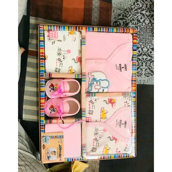 Classy New Born Baby Gifts