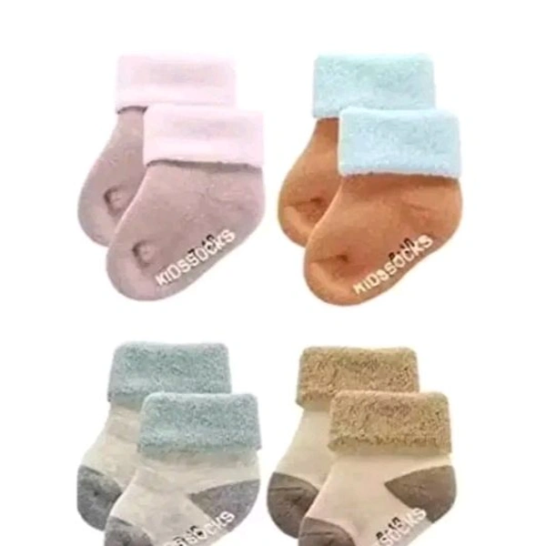 Socks -4