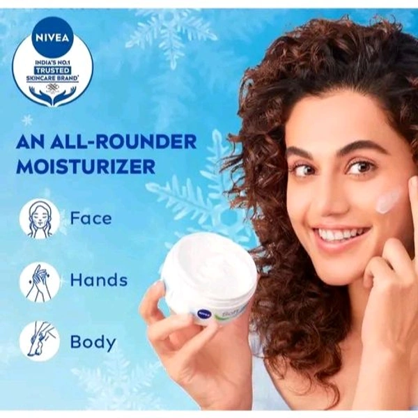 Nivea Soft Light Moisturizer Berry Blossom (100 ml)