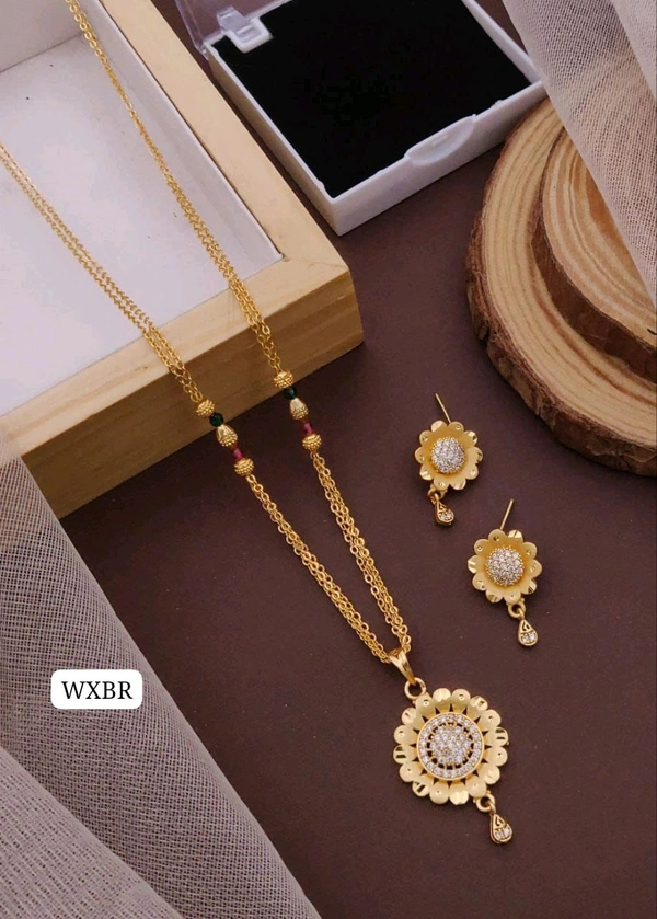 Kanaf π« KANAF Fancy AD Forming Pendant Tops Set | 3-Line Fancy Satari CNC Chain 18β | Micro Gold Plating | Daily Wear
