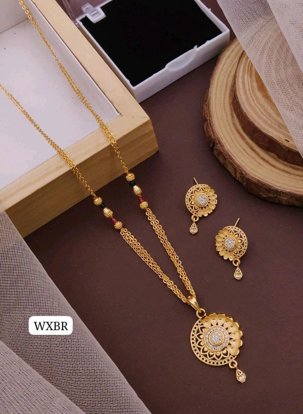 Kanaf 💫 KANAF Fancy AD Forming Pendant Tops Set | 3-Line Fancy Satari CNC Chain 18” | Micro Gold Plating | Daily Wear