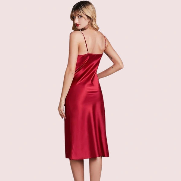InnerFeel Elegant Cowl Neck Silk Nightgown for Comfort - M, Blush red