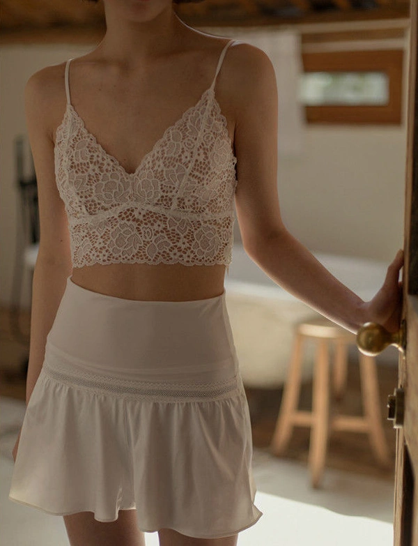 InnerFeel Elegant signature lace wirefree bralette - White, 30