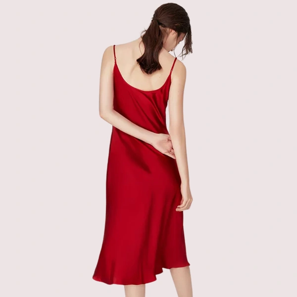 InnerFeel Luxurious Women's Silk Satin Sleepwear Nightdress - M, White