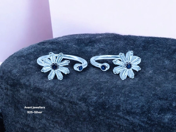 Avani Jewellers Silver Fancy Stone Bichiya - 3.19