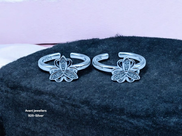 Avani Jewellers Silver Fancy Stone Bichiya - 3.63