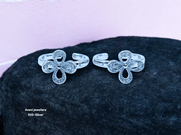 Avani Jewellers Silver Fancy Stone Bichiya - 3.87