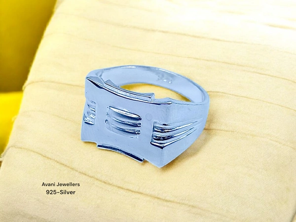 Avani Jewellers Silver Gents Plain Ring - 3.98, 22